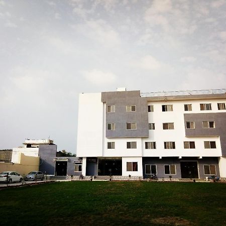 Kanha Hotel And Resort Chittorgarh Exterior foto