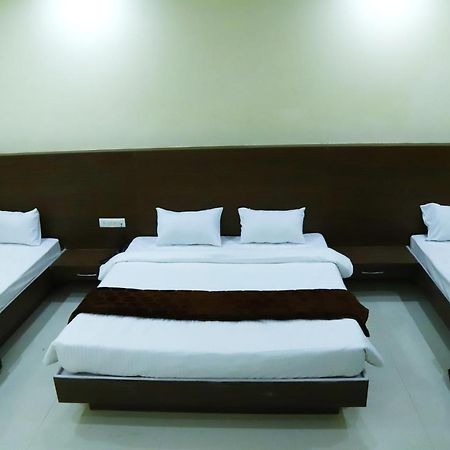 Kanha Hotel And Resort Chittorgarh Exterior foto